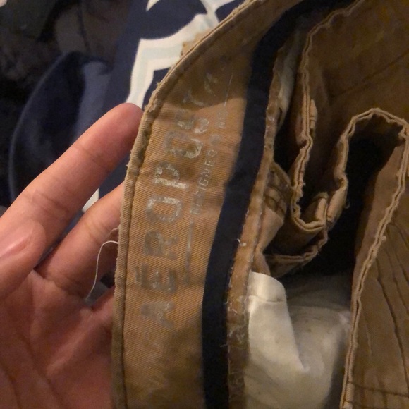 Aeropostale. Khakis - Picture 2 of 3